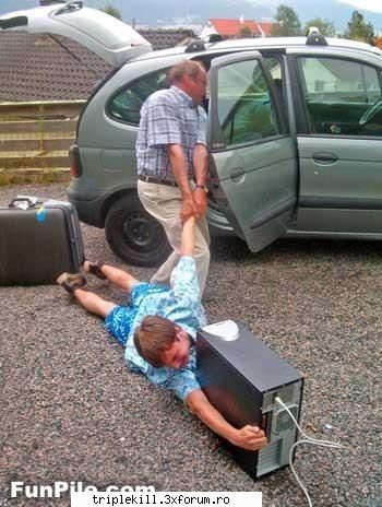 =d  =d  =d ce face computeul din om