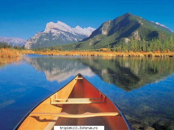 90 Beautiful Lakes Wallpapers 1600 X 1200...FM.ro.... - download... size...32.3 mb - >>>WALLPAPERS & ICONS<<<